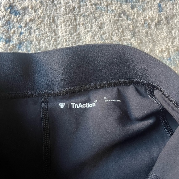 Aritzia TNaction Tennis High-waisted tennis skirt skort small - Picture 5 of 5